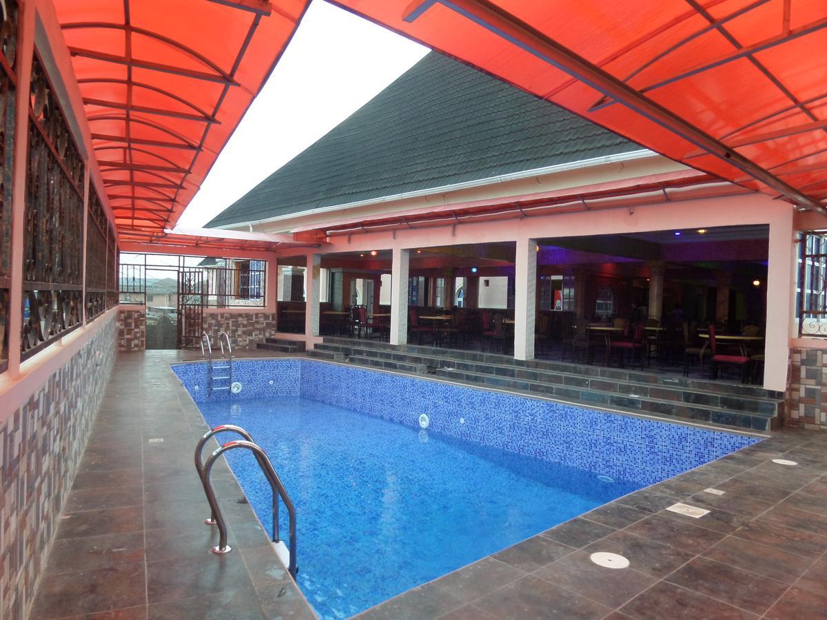 De-Zone Hotel Ikotun Экстерьер фото